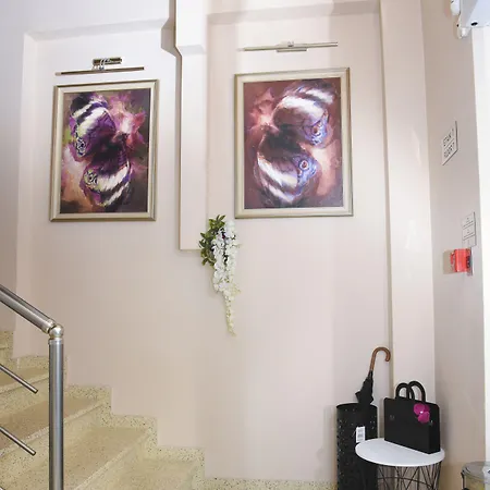 Hotel Center