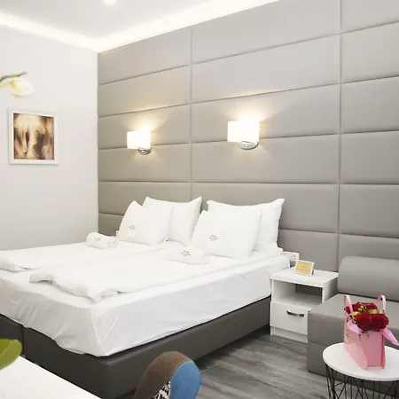 Center Hotel 3*